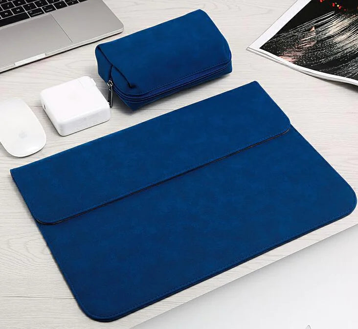 Llanos - Frosted PU Leather Laptop Sleeve